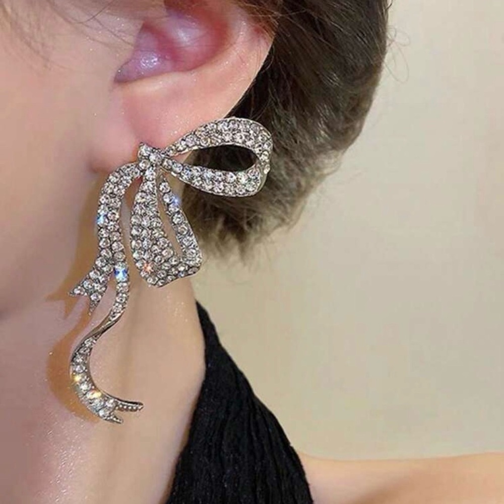 Bling silver bow earrings